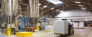 Empresa inaugura unidade de reciclagem mecânica