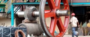 Recuo na atividade industrial brasileira