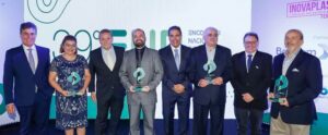 Bijuteria de plástico reciclado, Encontro do plástico e Reciclagem facilitada