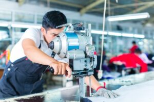 Grandes indústrias brasileiras pretendem investir em 2023