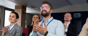 Como funciona uma feira de negócios?