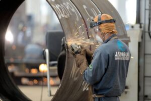 CNI divulga queda de confiança industrial em julho