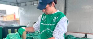 Marejada sustentável, dispositivo remove resíduos microplásticos da água e kit laboratorial sustentável