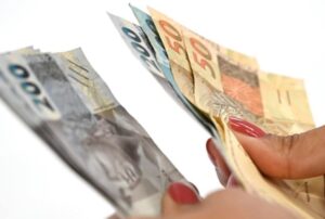 CNI explica aumento da projeção do PIB em 2024 e fatores contribuintes