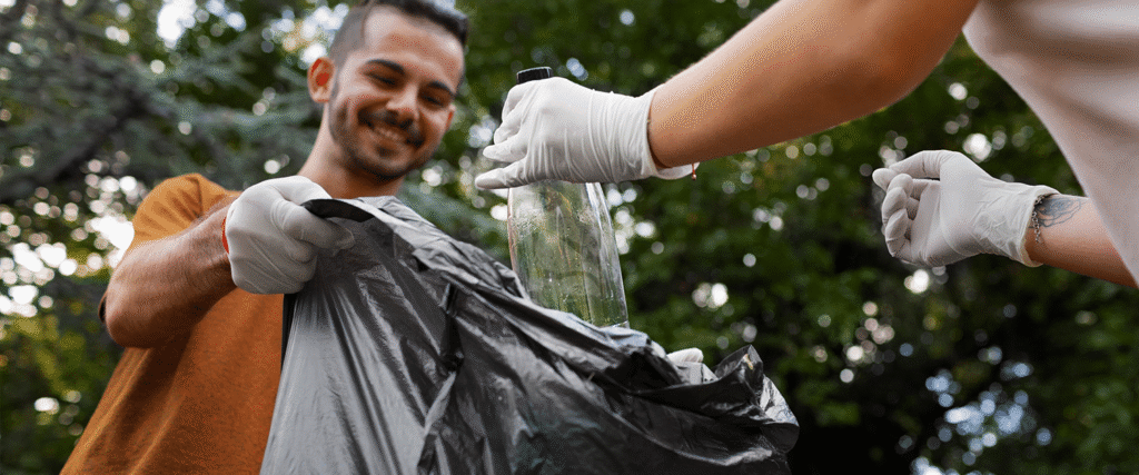 CleanHub usa inteligência artificial para rastrear e reciclar resíduos plásticos