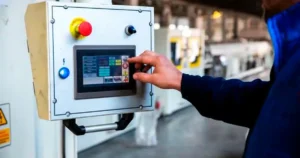 Bolhas e inclusões no plástico expõem falhas no controle industrial