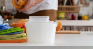 Produtos do dia a dia que só existem graças às injetoras