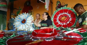 Carnaval sustentável, futebol de plástico e cadeiras de plásticos reciclados