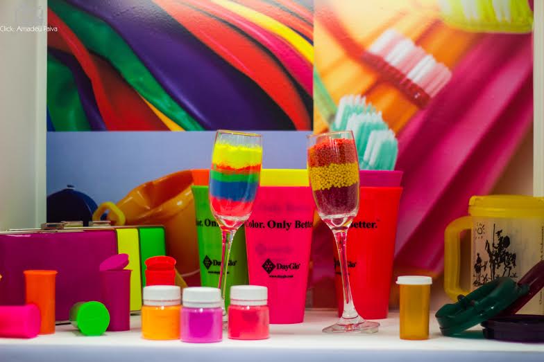 DISTRIBUIDOR DE PIGMENTO FLUORESCENTE