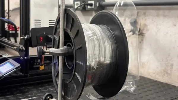 Plástico cozido vira novo material e impressão 3D com plástico reciclado ganha destaque no Norte e Nordeste