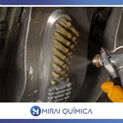 Desmoldantes Base de Água para Plásticos e Borrachas - Mirai Química