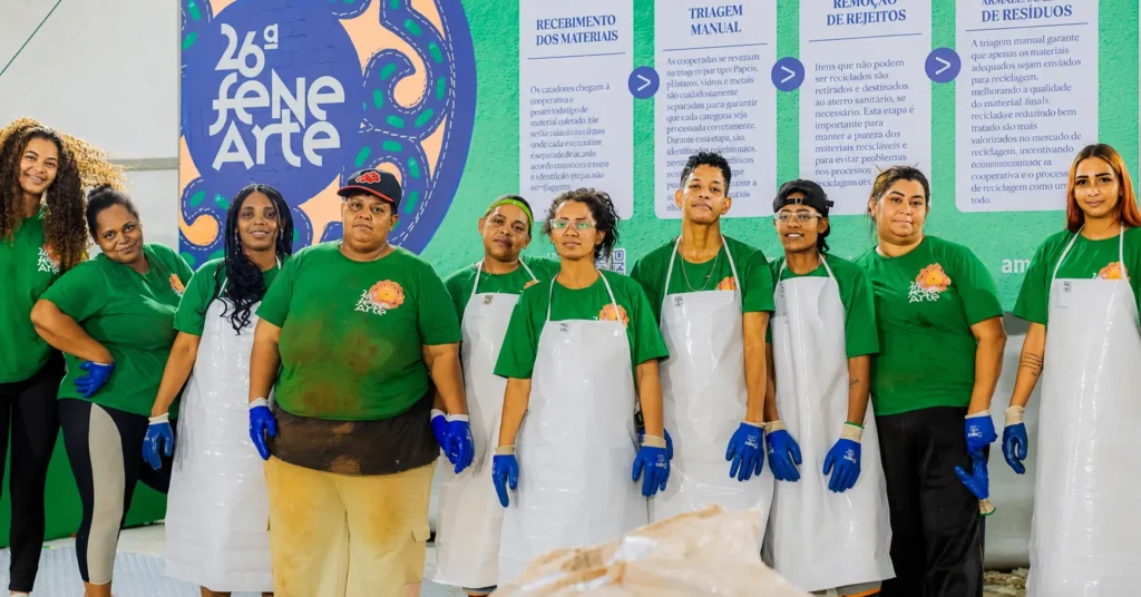 Com resíduos da Fenearte mulheres transformam resíduos em renda, adubo e novos produtos 